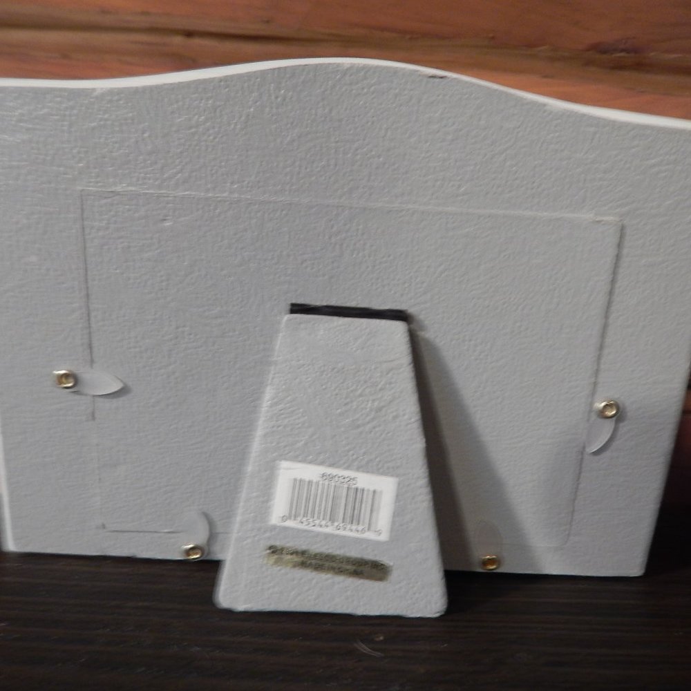 Frame - Picture 2 of 2